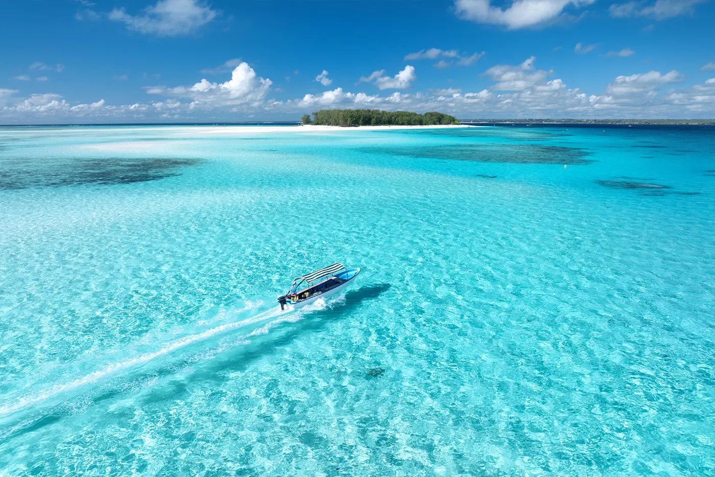 Boat speeds on tropical waters