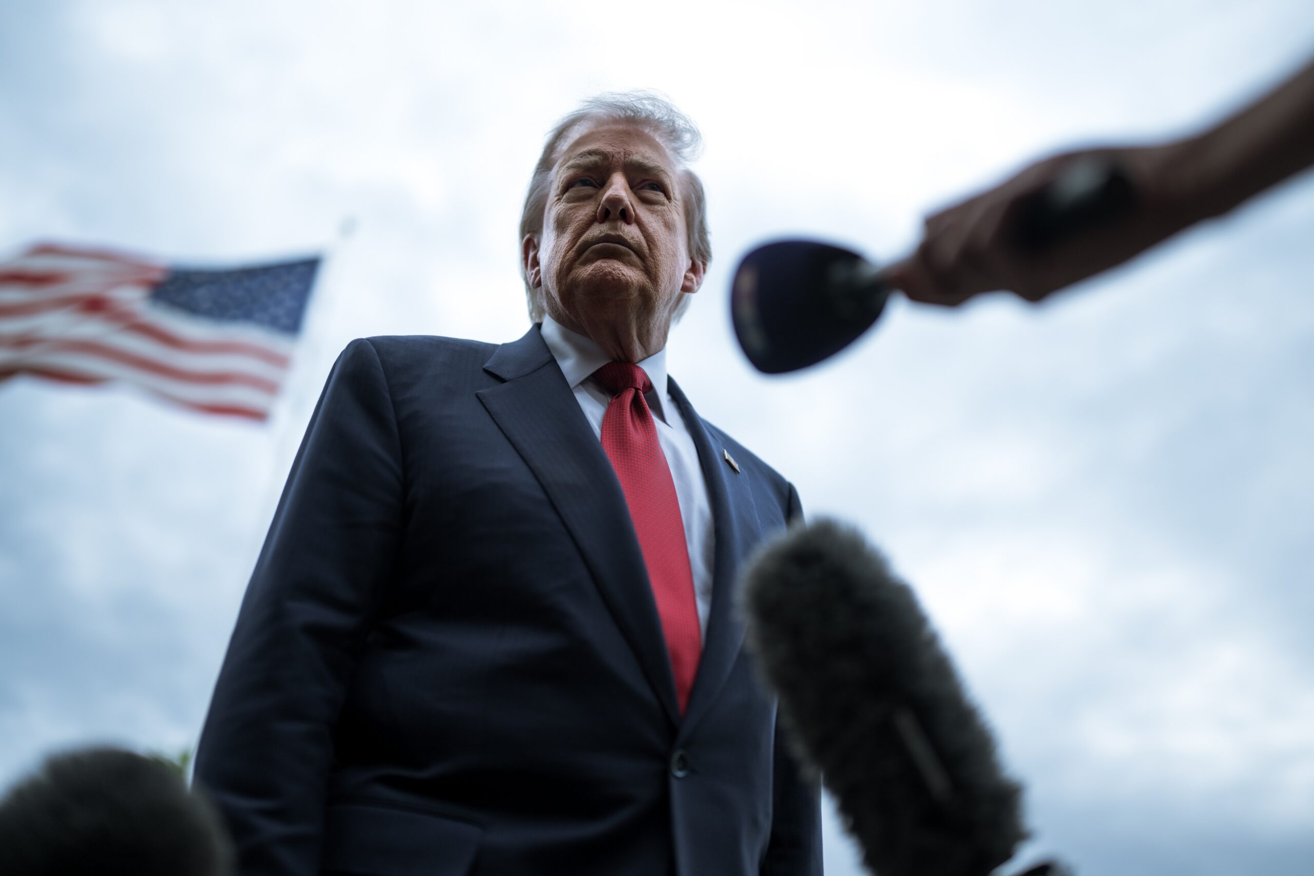 President Donald J. Trump boards Marine One on the South Lawn of the White House, Friday, May 8, 2026, en route Trump National Golf Club Washington D.C. in Sterling, Virginia.