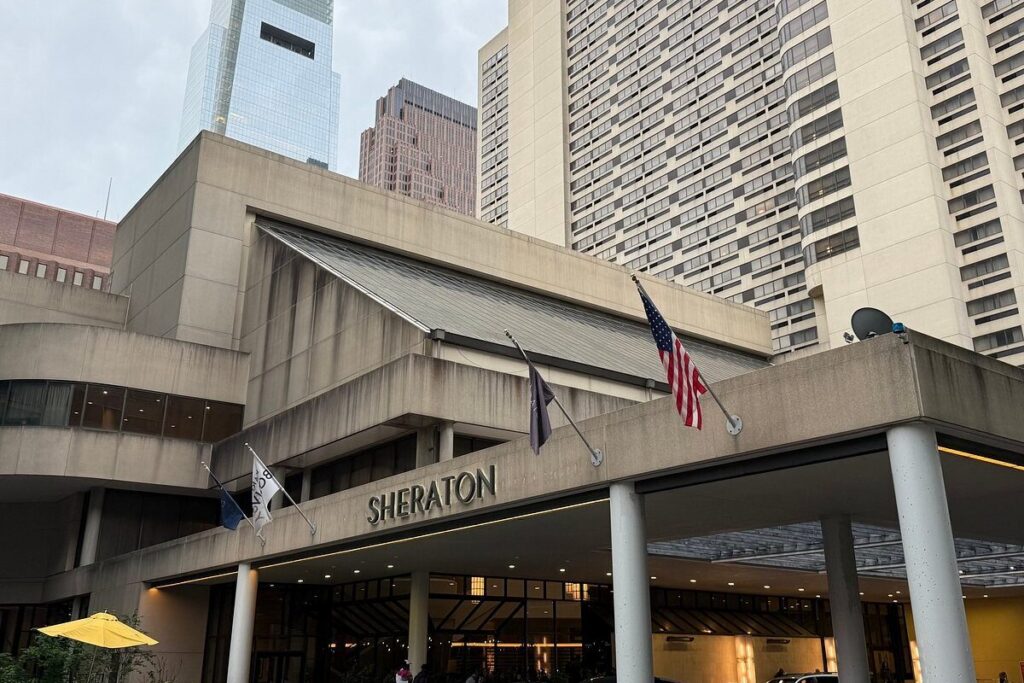 Sheraton Philadelphia
201 North 17th Street
Philadelphia, PA, 19103
