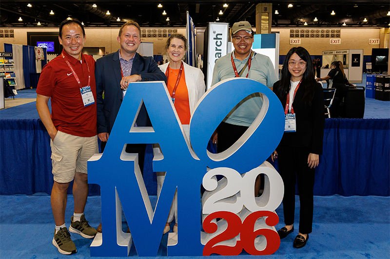 AOM 2026 member group photo